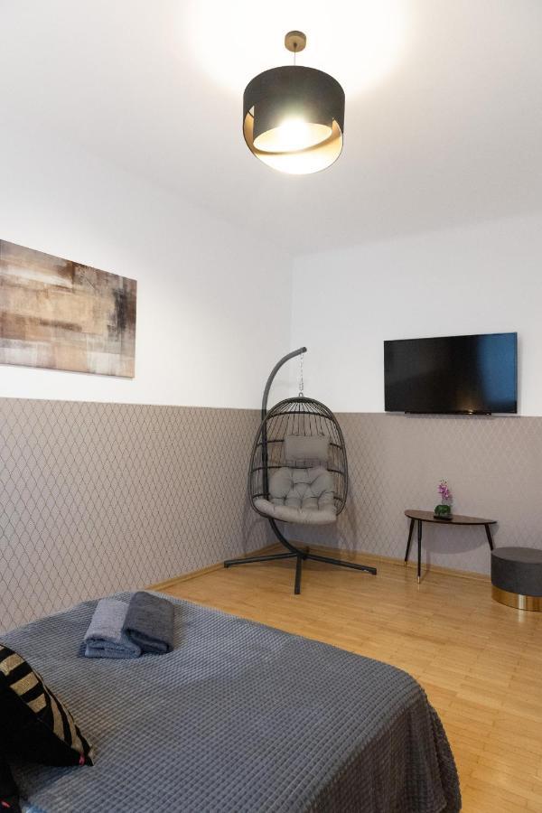 Clicktheflat Aleje Niepodleglosci Center Apart Rooms Varsovia Exterior foto